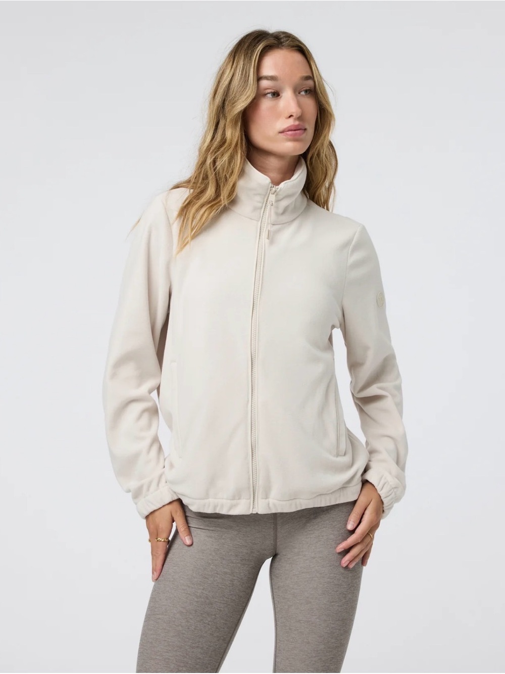Vuori Women's Aspen Full Zip Jacket, Full-Zip Jacket in Cream Size S.